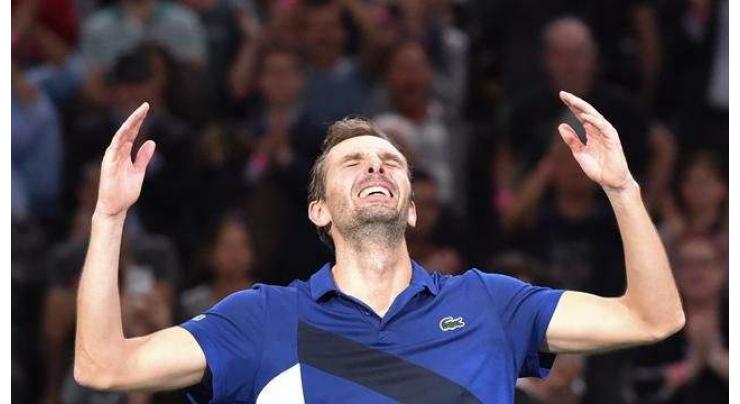 Tennis: Qualifier Krajinovic to face Sock in Paris final 