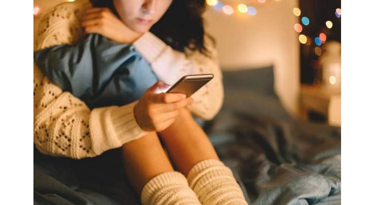 More digital screen time increases depression among teens: Study 