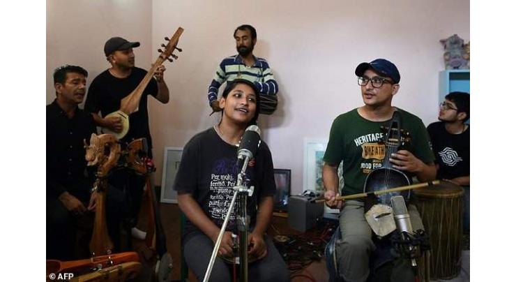Nepal's musicians retune to tradition 