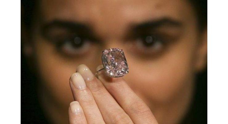 'Raj Pink' diamond fails to sell at auction 