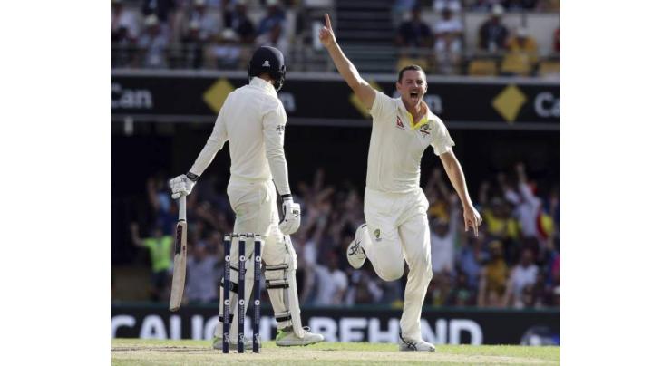 Smith's masterful ton as England crack in Ashes battle 