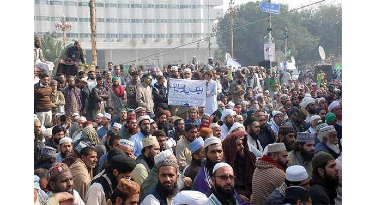 Punjab Govt, protesters in Lahore reach agreement to end Dharna 