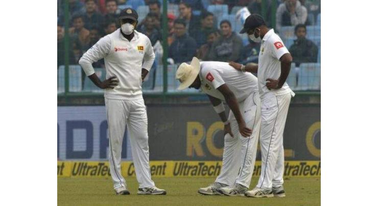 Sri Lanka's Lakmal vomits in smog-choked Delhi Test 