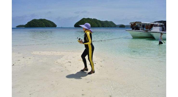 Pacific's Palau forces tourists to sign eco-pledge 