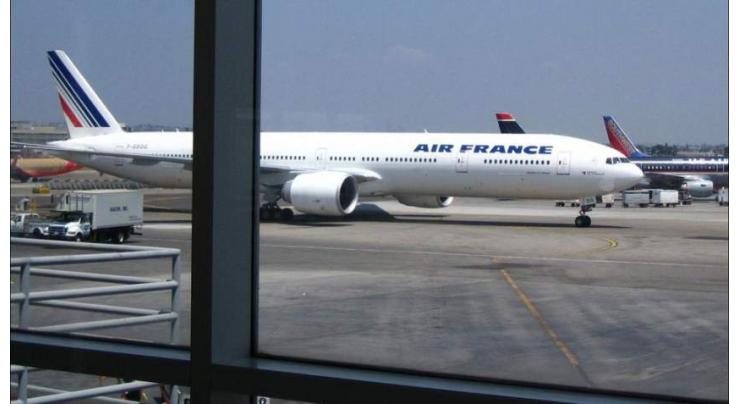 Air France jet makes emergency landing due to electrical problem 