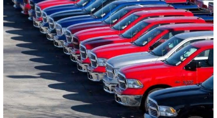 Sales of large cars remain bright spot in slowing US auto market 