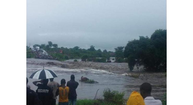 Heavy rain kills at least 14 in Mozambique 