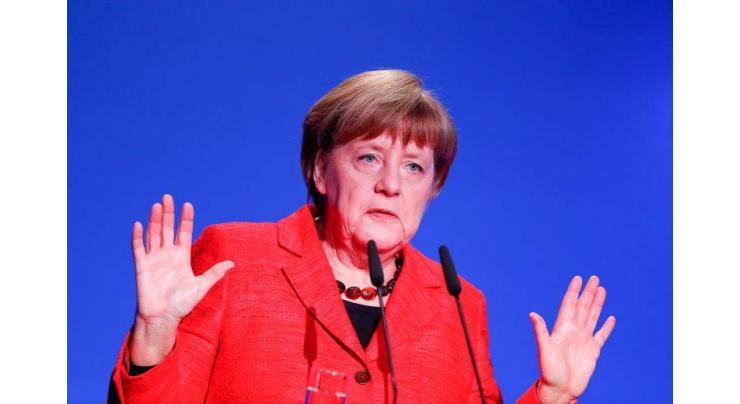 Almost 24 hours and still no deal: Merkel struggles to clinch govt accord 