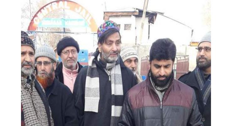 Thousands of Kashmiris illegally lodged in jails: JRL 