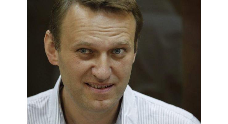 Alexei Navalny: Kremlin critic leading Russian 'voter strike' 