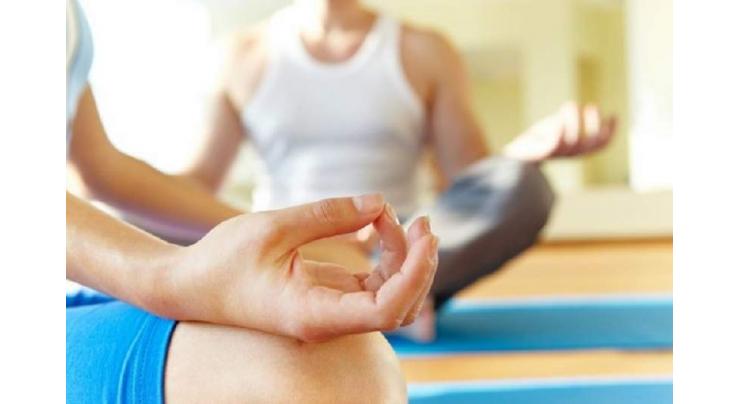 Hot air: Study finds bikram no healthier than other yoga 