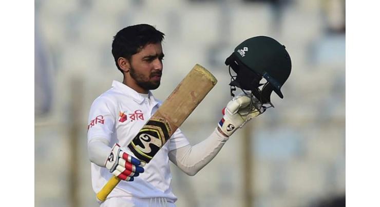 Ton-up Mominul powers Bangladesh to 374-4 on day one 