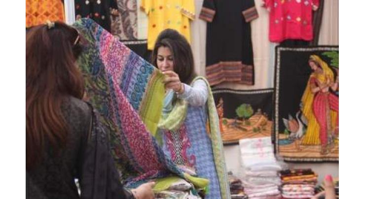 Women stall holders at H-9 weekly bazaar demand large size shops allocation 
