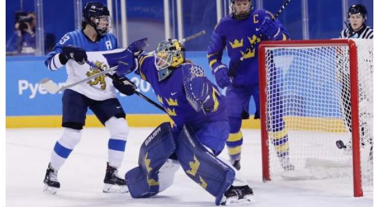 USA women blank Finland, advance to Olympic hockey final 