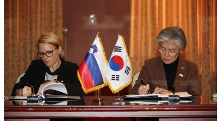 South Korea, Slovenia sign social security agreement 
