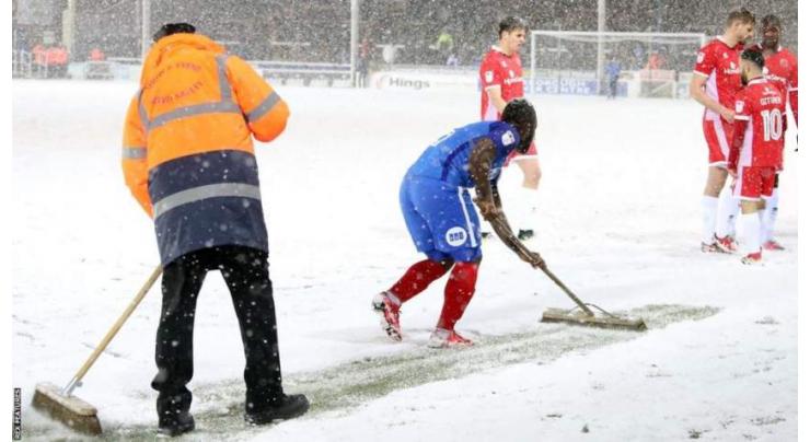 Icy weather forces postponement of Scottish league matches
