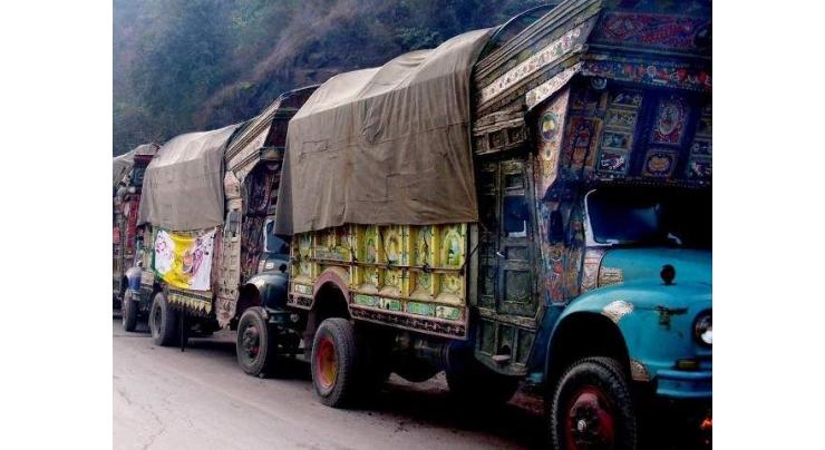 21 illegal commercial vehicles impounded in Multan
