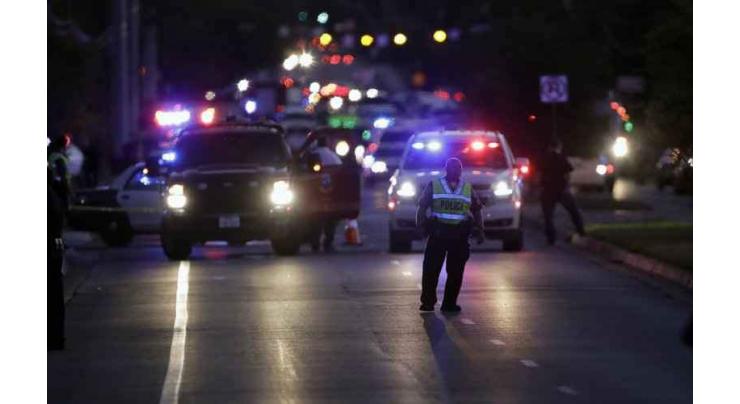 Suspect in Austin bombings blows himself up as police move in
