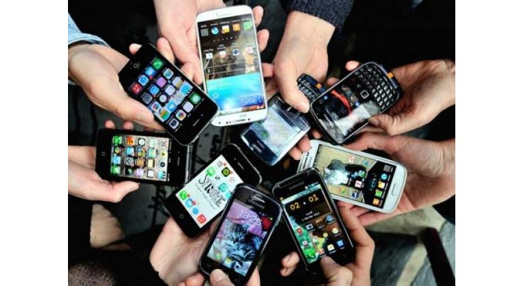 Increase in Smartphone users results in mobile phones import incline
