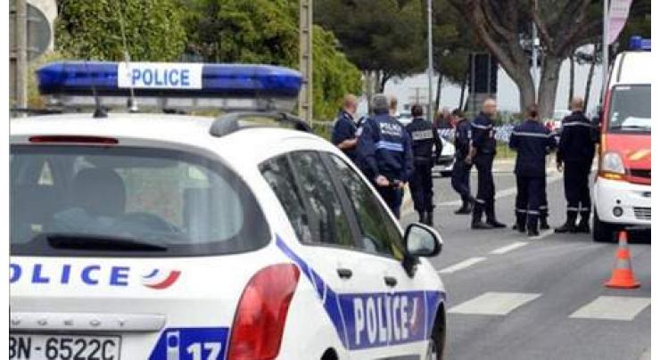 Hunt underway for driver who tried to ram French soldiers
