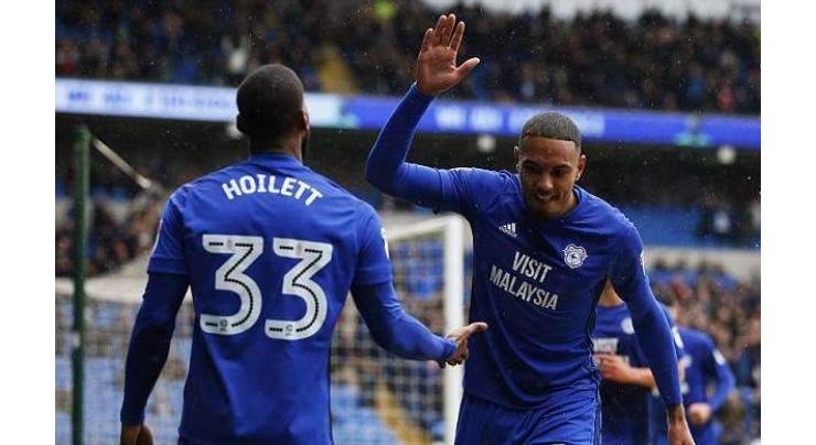 Cardiff close in on Championship top spot
