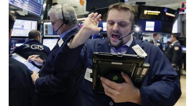 US stocks fall further on trade worries; Dow -3.0%
