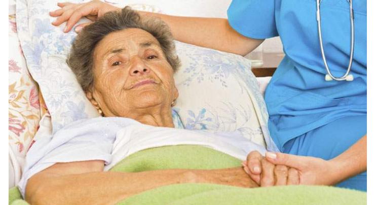 Memory slips in elderly may signal Alzheimer's
