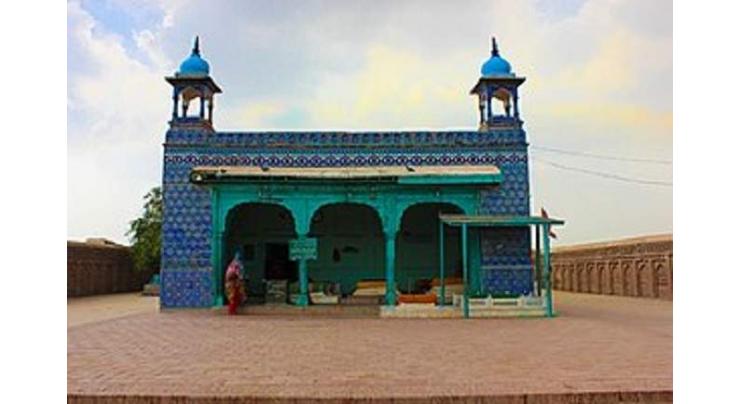 Mausoleum of Bibi Rasti Pak Daman in dilapidated condition
