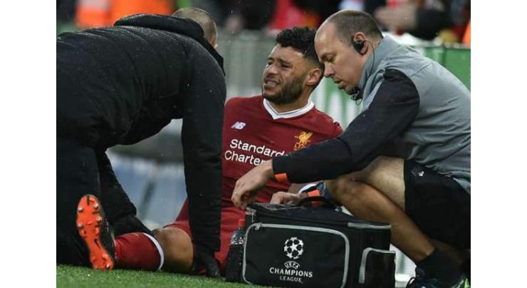 England's Oxlade-Chamberlain out of World Cup with injury
