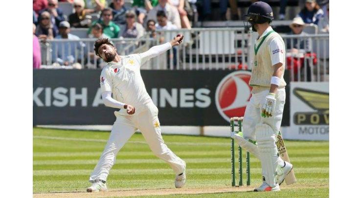 Pakistan's Amir takes 100th Test wicket on Ireland return
