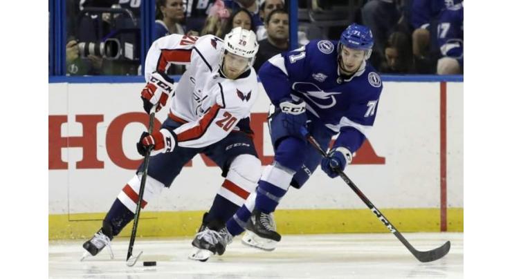 Lightning strikes twice: Tampa evens series with Capitals
