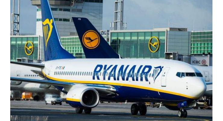 Ryanair profits up 10% despite cancellations crisis
