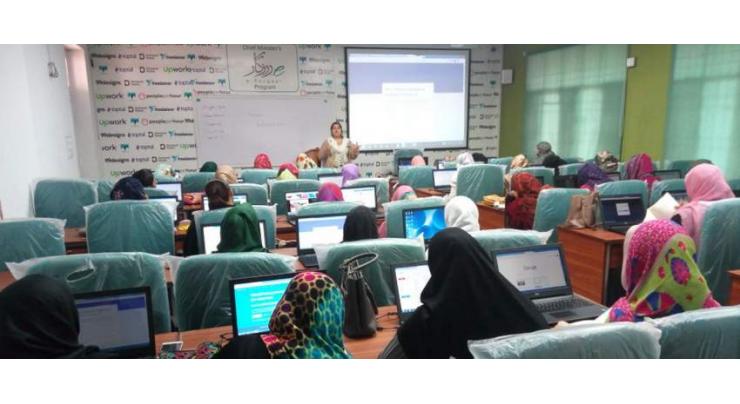 E-Rozgaar programme scaling up to train graduates in Pakistan
