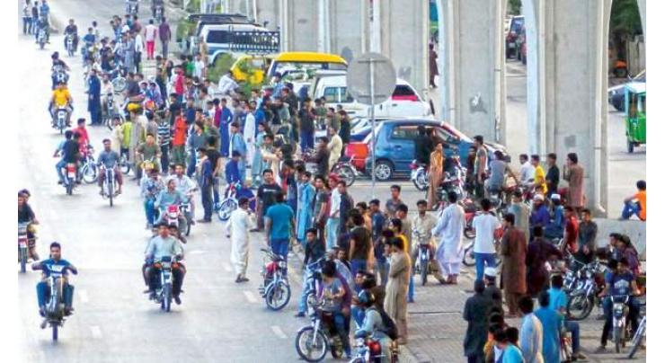 City Traffic Police (CTP) to clamp down one-wheeling during Ramazan; two FIRs registered
