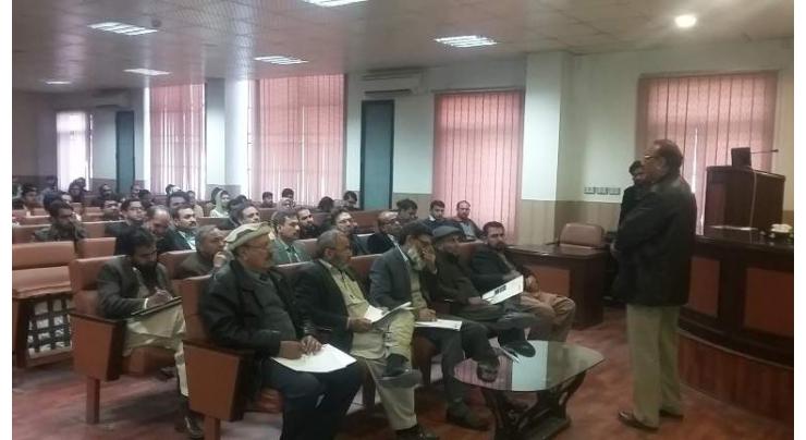 Seminar on beekeeping held at PMAS-AAUR to observe World Bee Day
