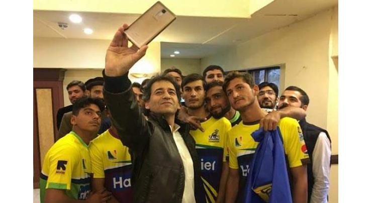 Over 12 thousands students appeared in Zalmi cricket trials
