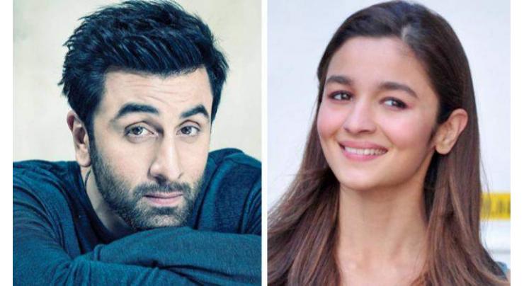 Ranbir Kapoor confirms dating Alia Bhatt