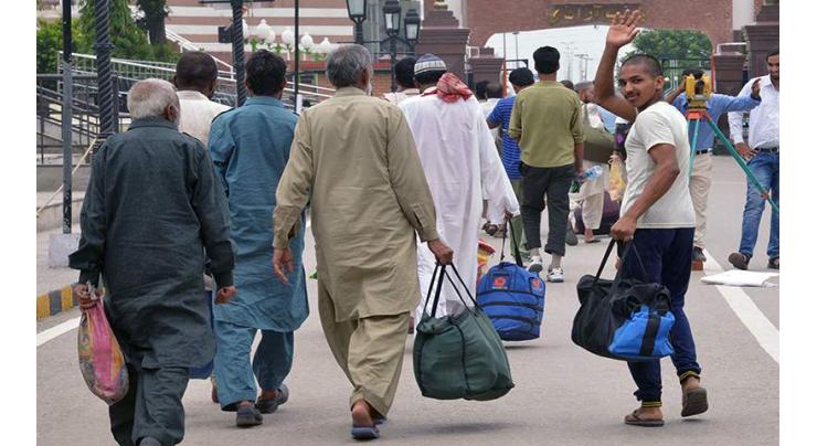 Six Pakistani prisoners repatriated from Indian jails
