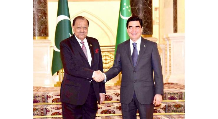 President Mamnoon Hussain and President Gurbanguli Berdimuhamedow counterpart agree to strengthen bilateral ties
