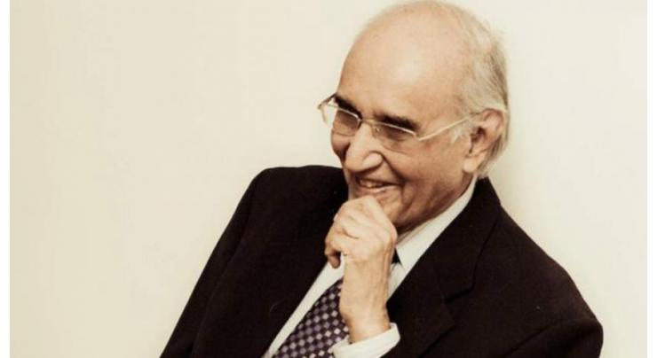Yousufi laid to rest amidst strong presence of admirers
