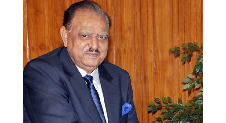 President Mamnoon back home after four-day Tajikistan visit
