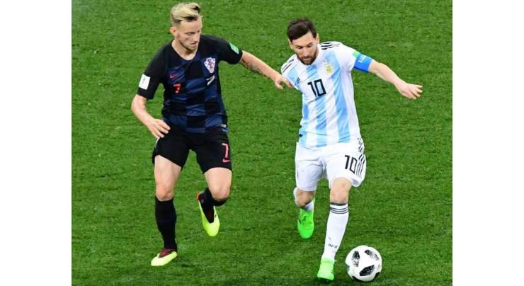 France, Croatia reach knockout stage ahead of time, Messi on brink of World Cup exit
