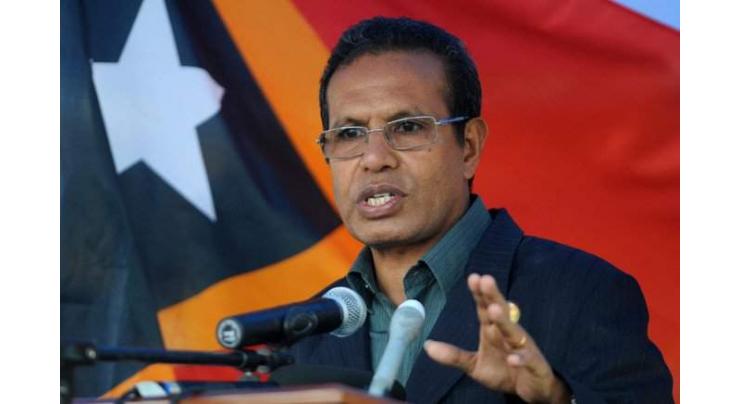 Former guerilla sworn in as East Timor leader
