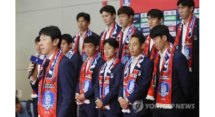 S. Korean World Cup team returns to warm welcome after shock win vs. Germany
