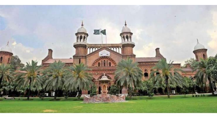 Lahore High Court bench refuses to hear pleas against acceptance of ASWJ ameer papers
