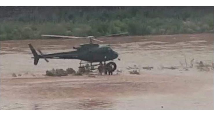 Pakistan Army helicopters rescue 5 persons
