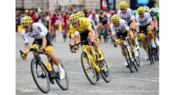 Groenewegen wins Tour de France 7th stage, Van Avermaet still in yellow
