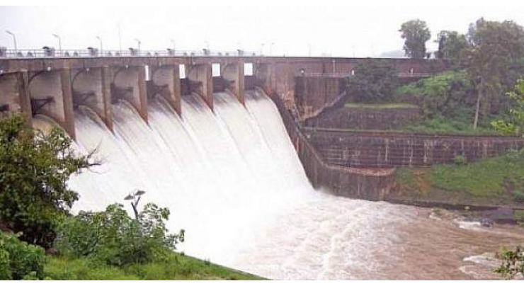 Water inflow in rivers surges to 403,900 cusecs
