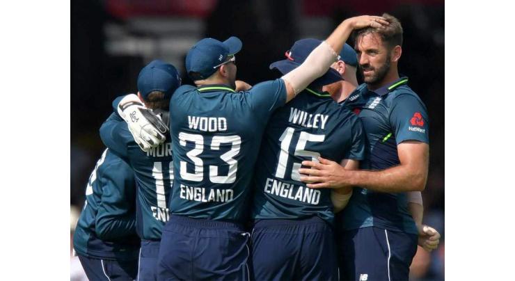 England beat India by 86 runs in 2nd ODI

