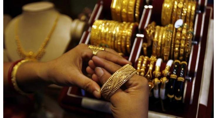 Gold imports increase 24.28 percent in one year
